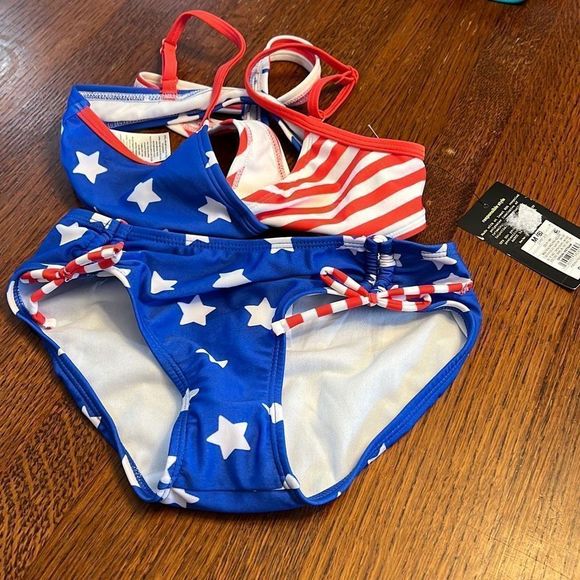 Art class swim suit - Picture 1 of 2